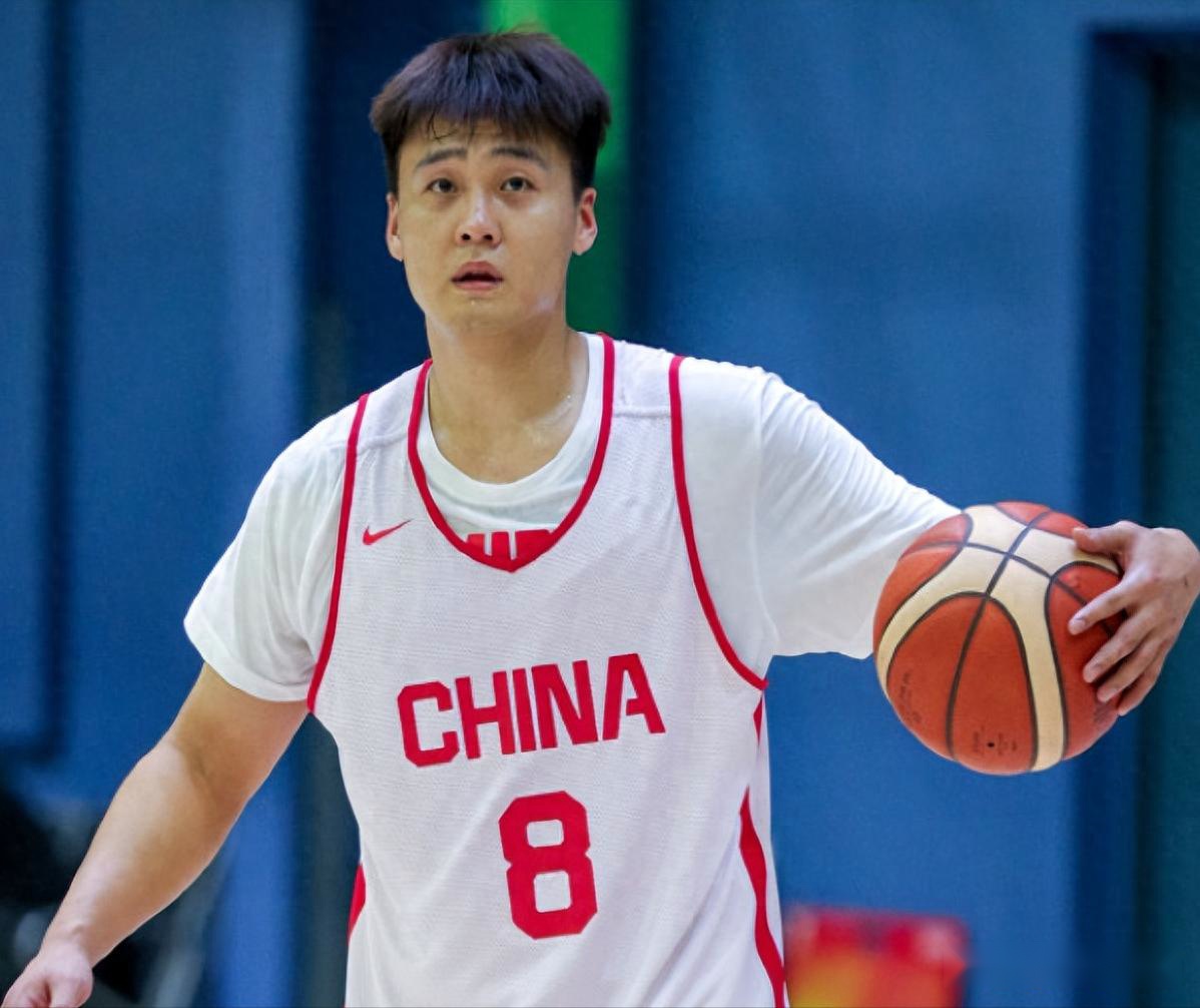 赵睿统治后场!王俊杰统治锋线!男篮没了他们下降N个档次!