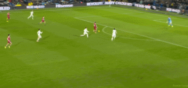 利物浦3-3利兹联 埃基蒂克双响田中碧96分钟绝平