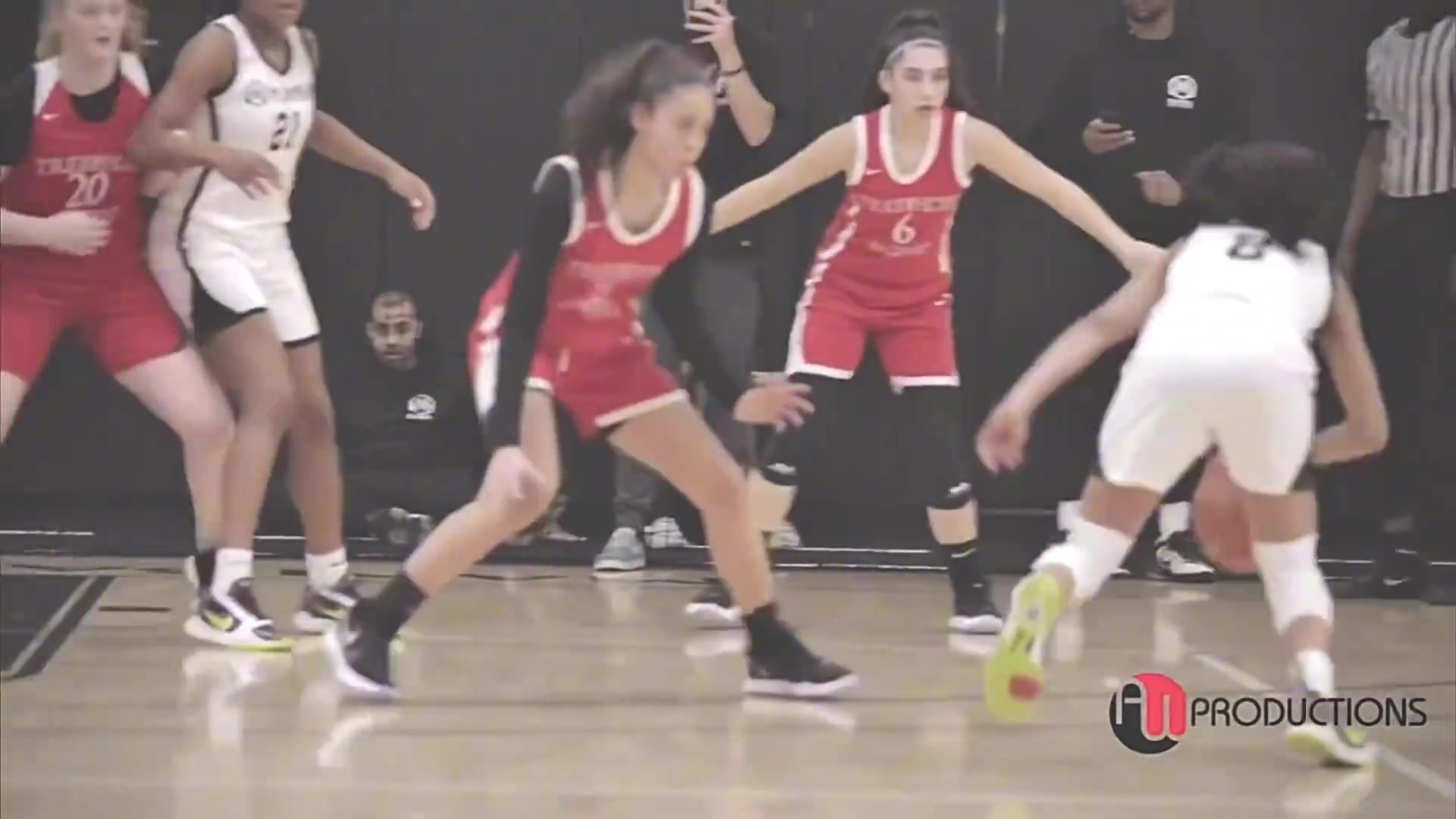 肉眼可见的天赋如果gigi还在的话完全有机会冲击状元的