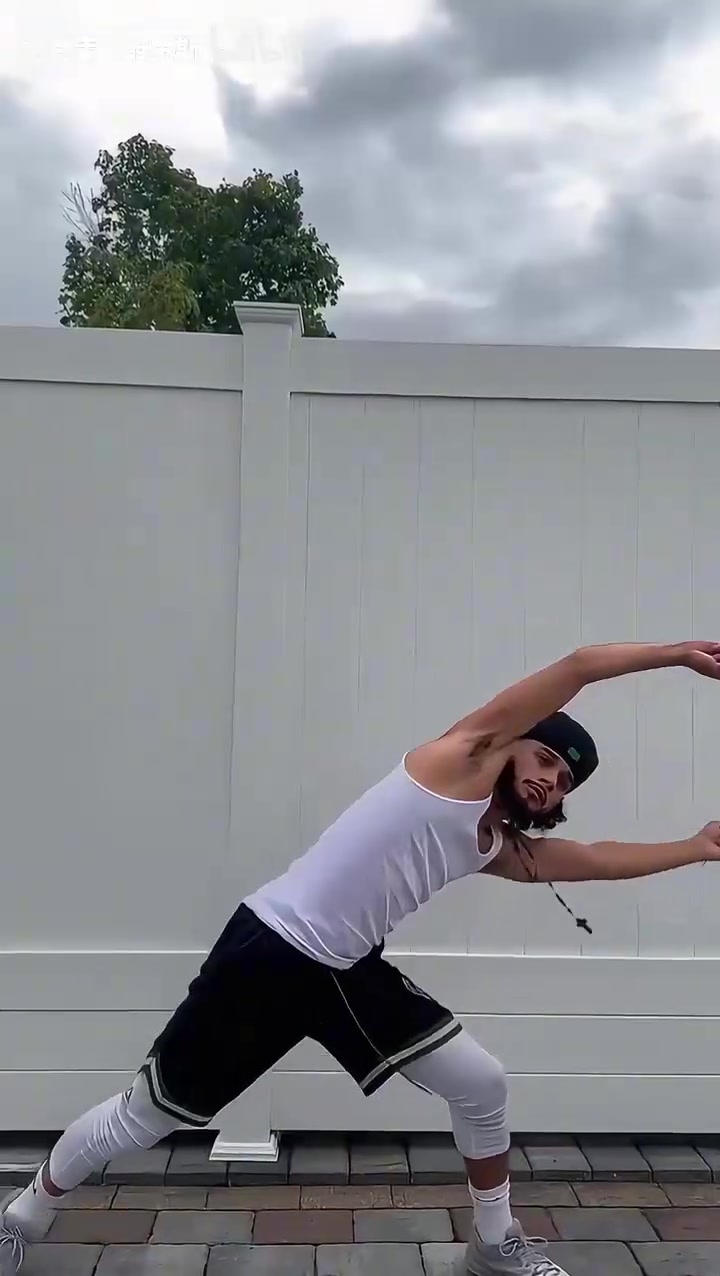 这下真的大结局了网红博主假如字母哥和约基奇合体成一个人