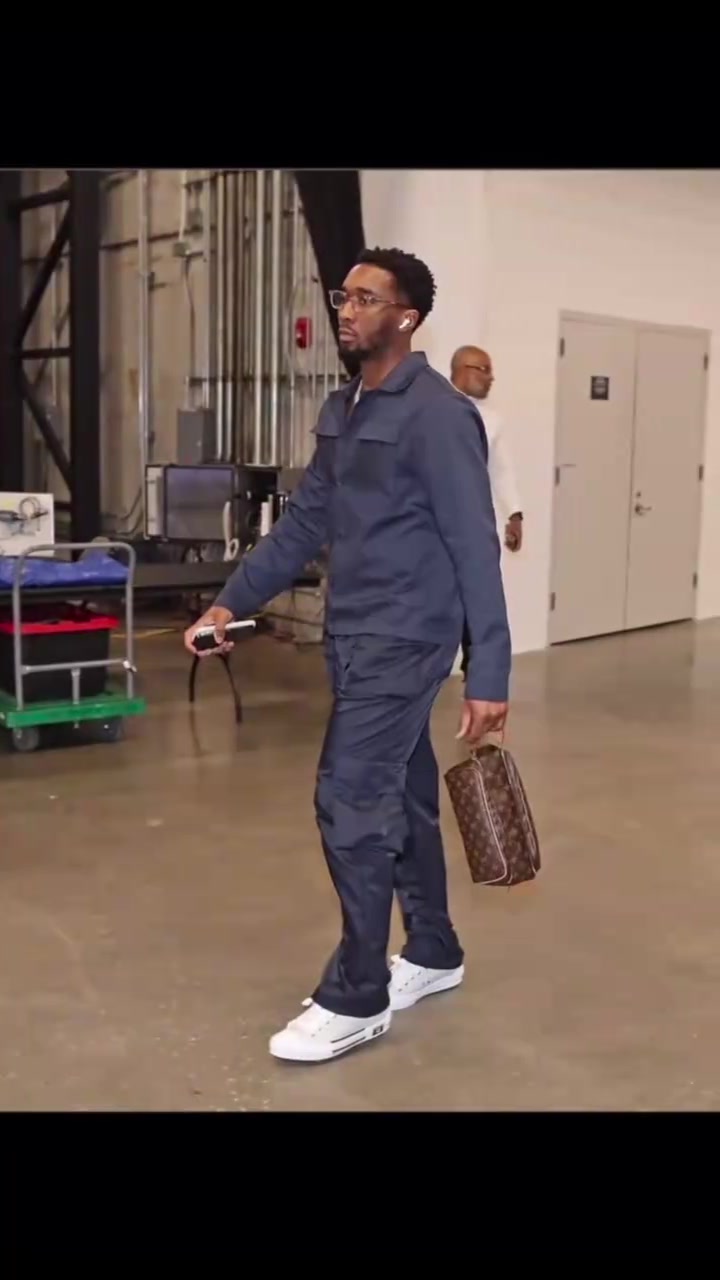 潮男专场女博主锐评NBA球星穿搭唐装威少众望所归