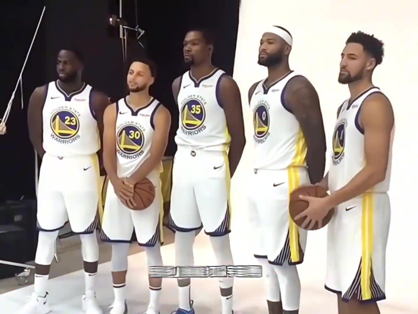 鲨科王朝VS宇宙勇杨毅不觉得有任何队能干过那支湖人