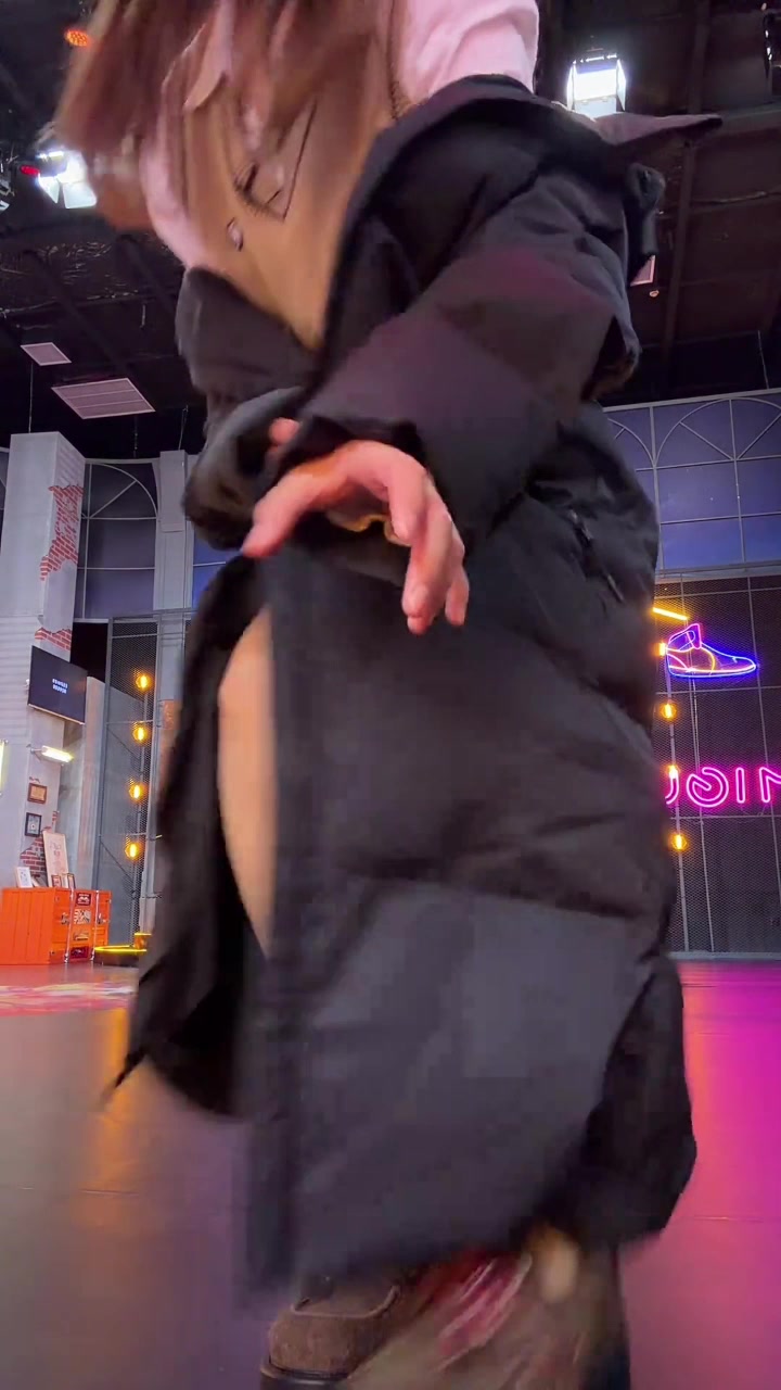 女主播小七不容易兄弟们赢球了骑勇大战 你看没看