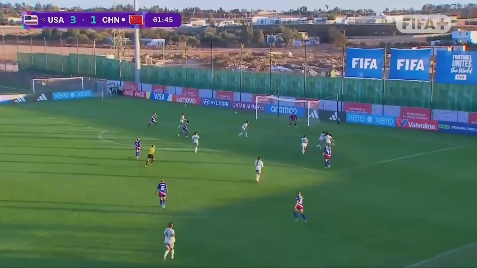 又是失误宋语后场被断图雷空门得手双响U17美国女足4-1领先