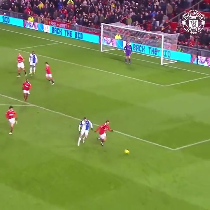 太潇洒了贝尔巴托夫看来这回不出汗不行了