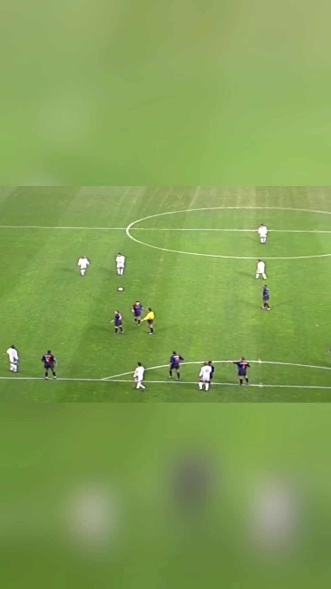 带炮后卫卡洛斯在绝对力量面前什么防守都是浮云