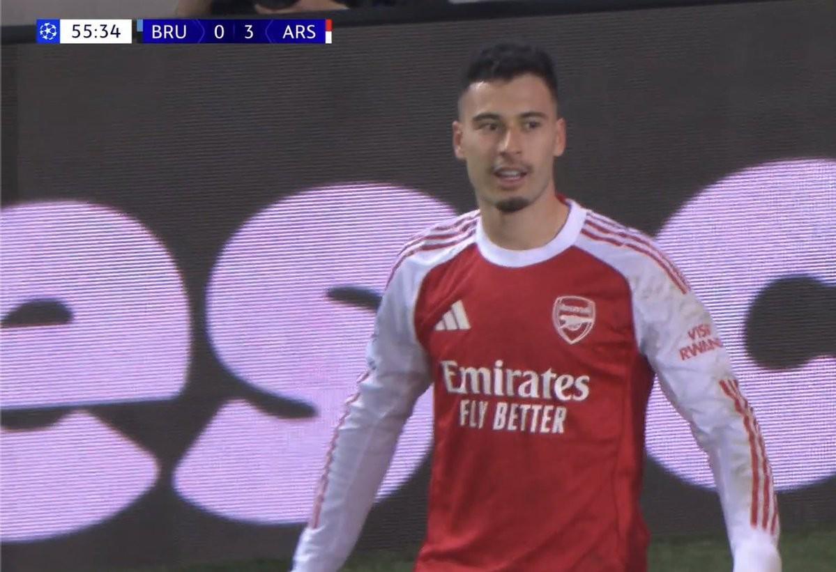 马丁内利连续5场欧冠进球,成99-00赛季亨利以来枪手欧战首人