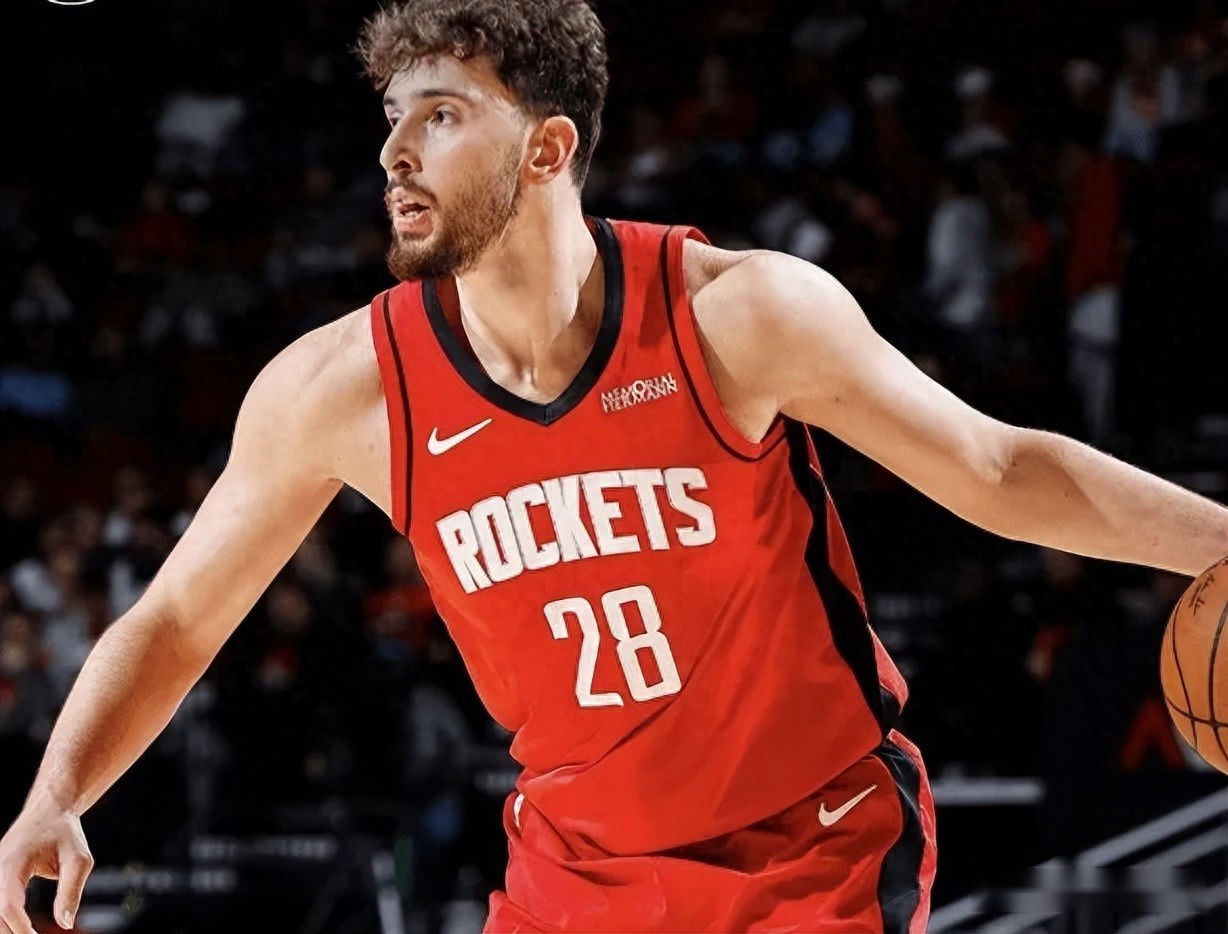 火箭险胜快船!阿门统治末节,三替补齐贡献,杜兰特申京出瑕疵!