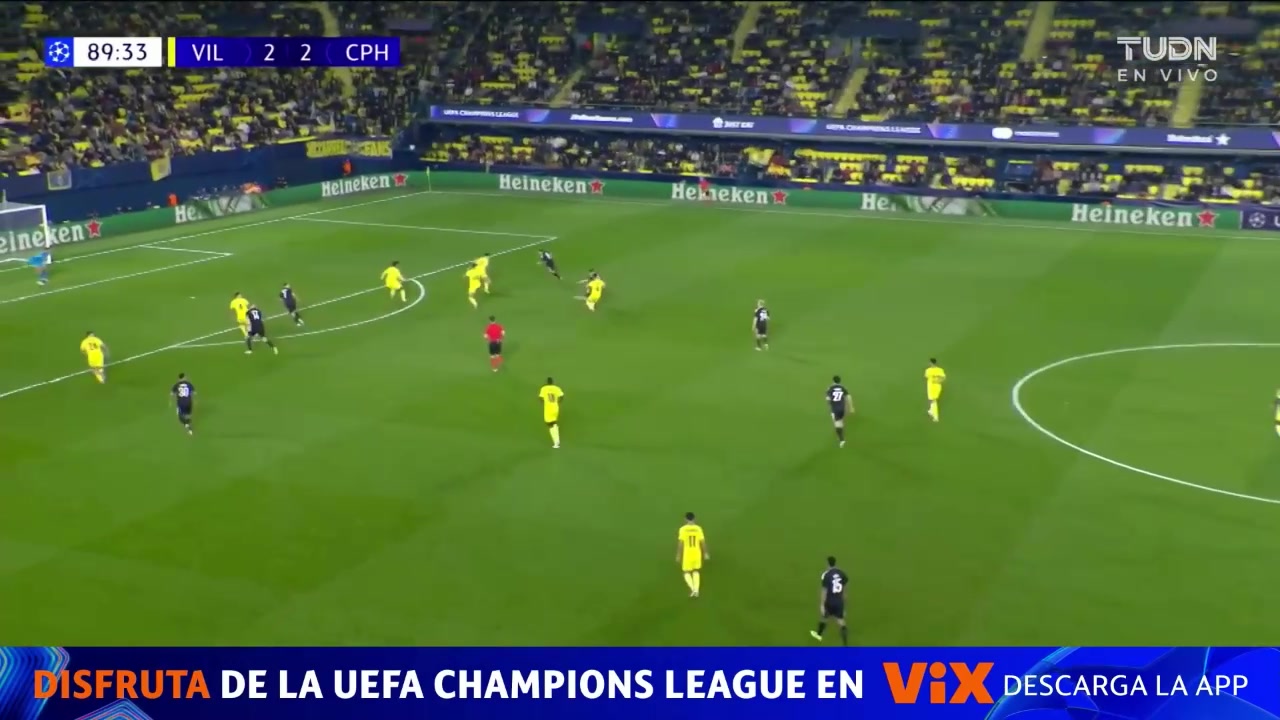 欧冠四连败黄潜最后时刻遭绝杀比利亚雷亚尔2-3不敌哥本哈根