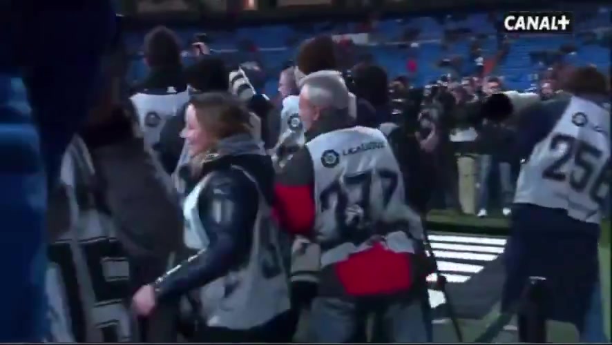 穆里尼奥当年如果伯纳乌球迷想嘘我那就嘘他们能鼓励球队就行