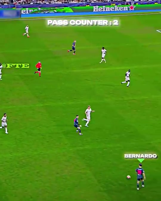 这调度能力是真强来看看巅峰曼城是如何对阵皇马的